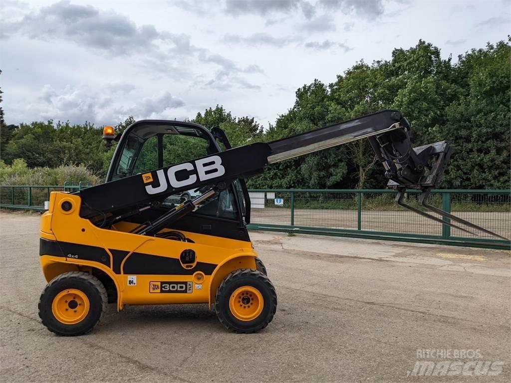 JCB 30D Teleszkópos rakodók