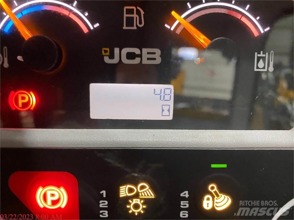 JCB 3TS-8W Kompaktrakodók