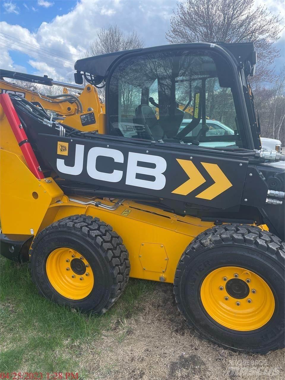 JCB 3TS-8W Kompaktrakodók