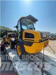 JCB 409 Gumikerekes homlokrakodók