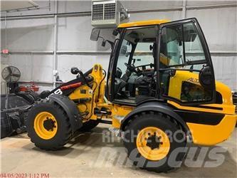 JCB 409 Gumikerekes homlokrakodók