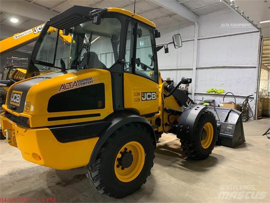 JCB 409 Gumikerekes homlokrakodók