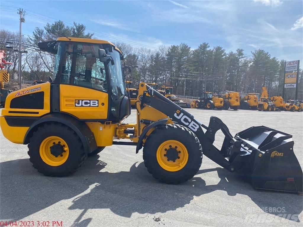 JCB 409 Gumikerekes homlokrakodók