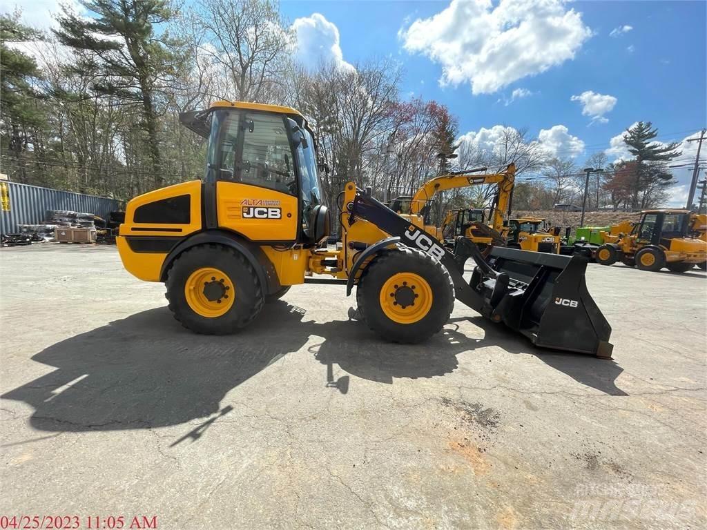 JCB 409 Gumikerekes homlokrakodók