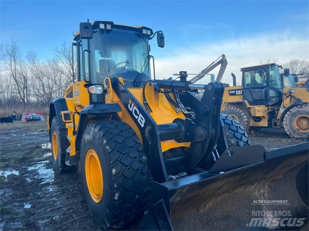 JCB 427ZX Gumikerekes homlokrakodók