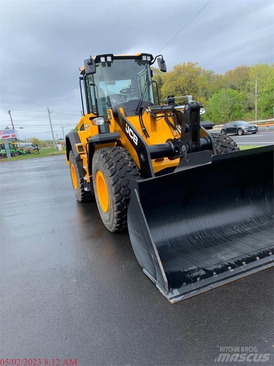 JCB 427ZX Gumikerekes homlokrakodók