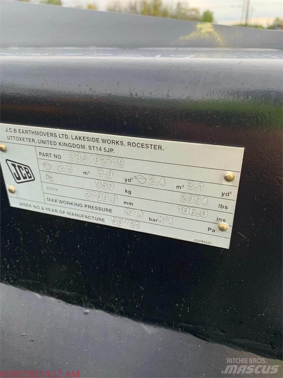 JCB 427ZX Gumikerekes homlokrakodók