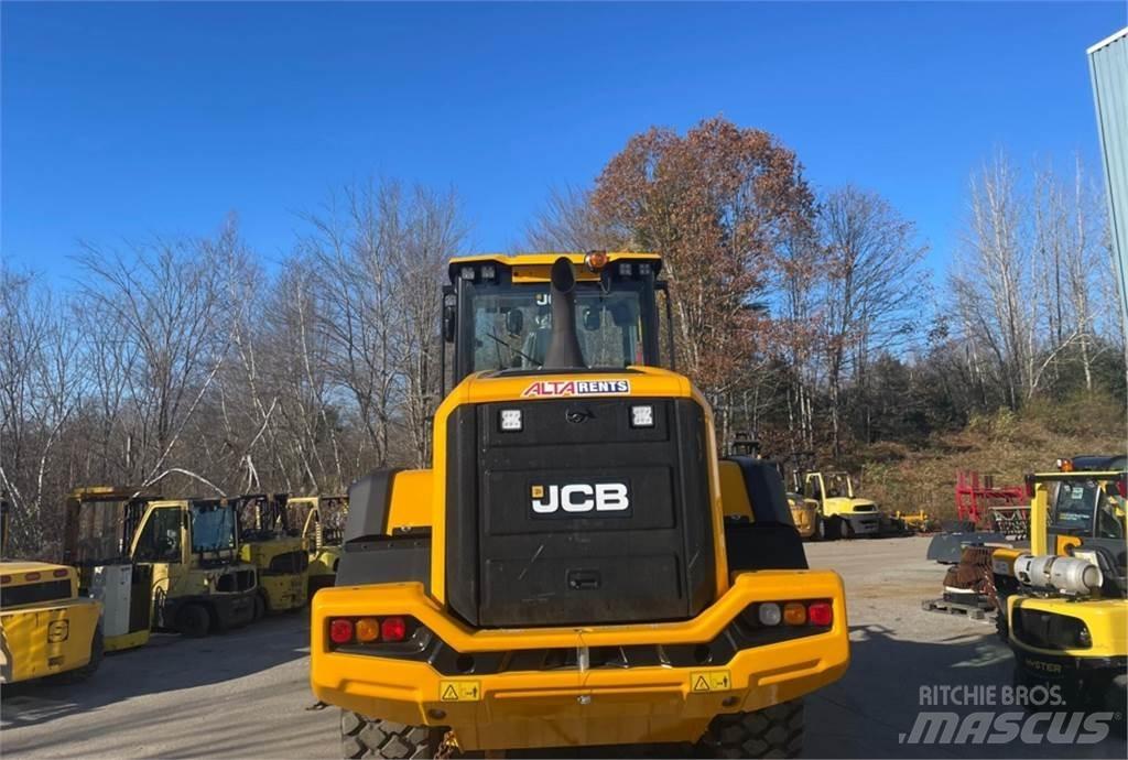 JCB 427ZX Gumikerekes homlokrakodók