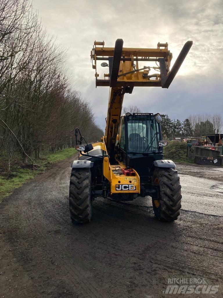JCB 535-95 Teleszkópos rakodók