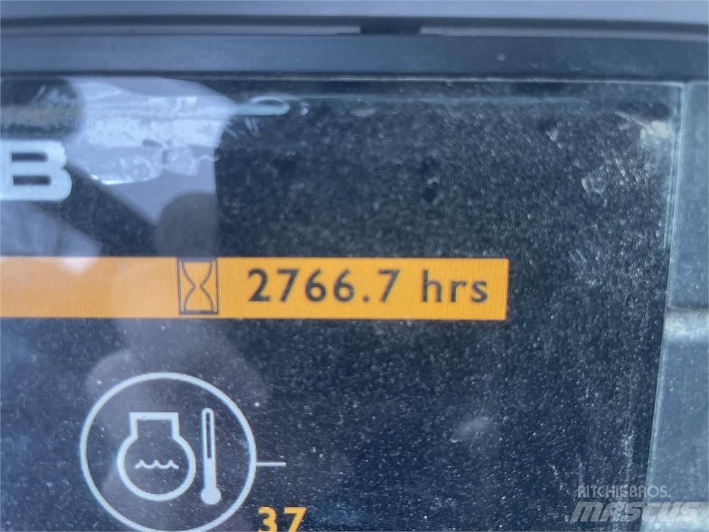 JCB HYDRADIG 110W Gumikerekes kotrók