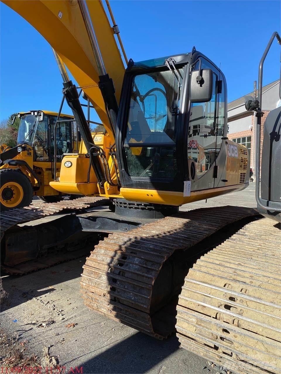 JCB JS220 Lánctalpas kotrók