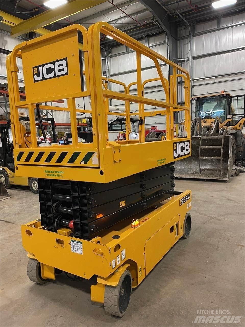 JCB S3246E Ollós emelők