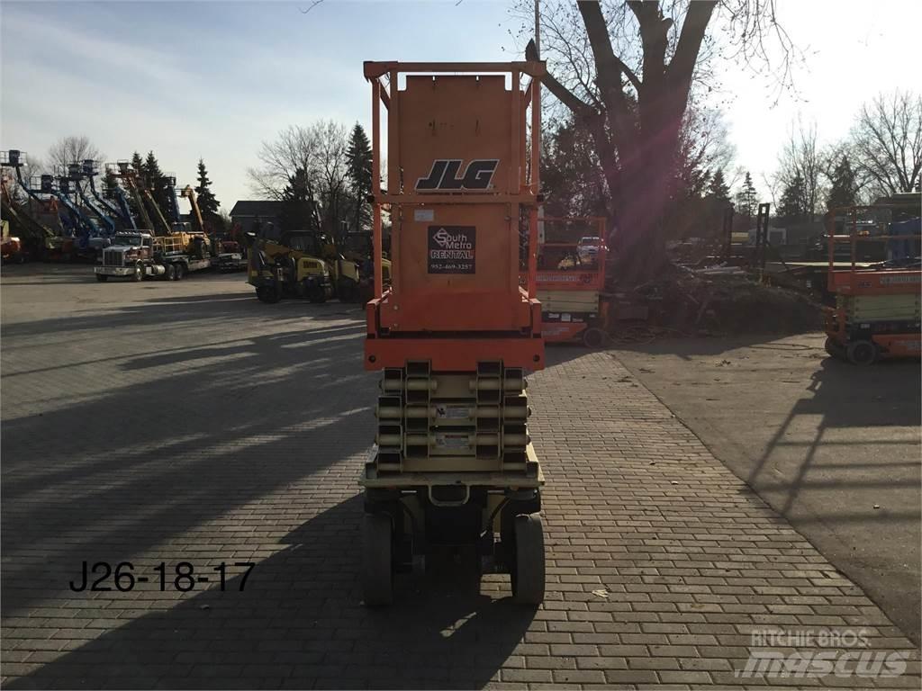 JLG 2632ES Ollós emelők