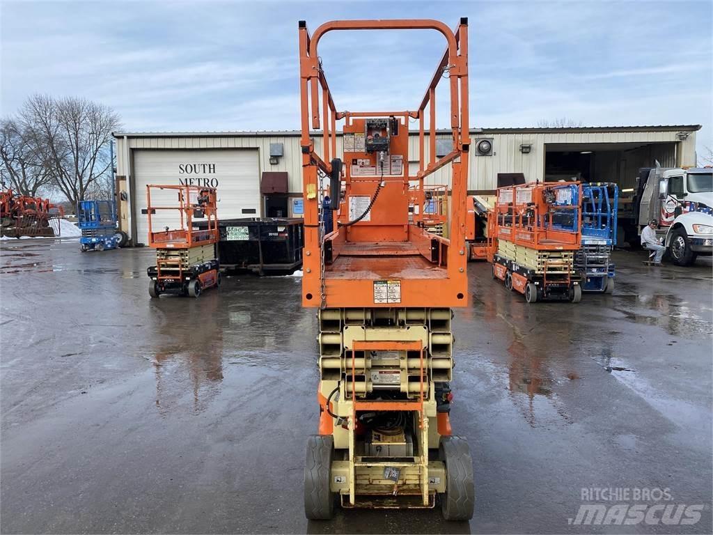 JLG 2632ES Ollós emelők