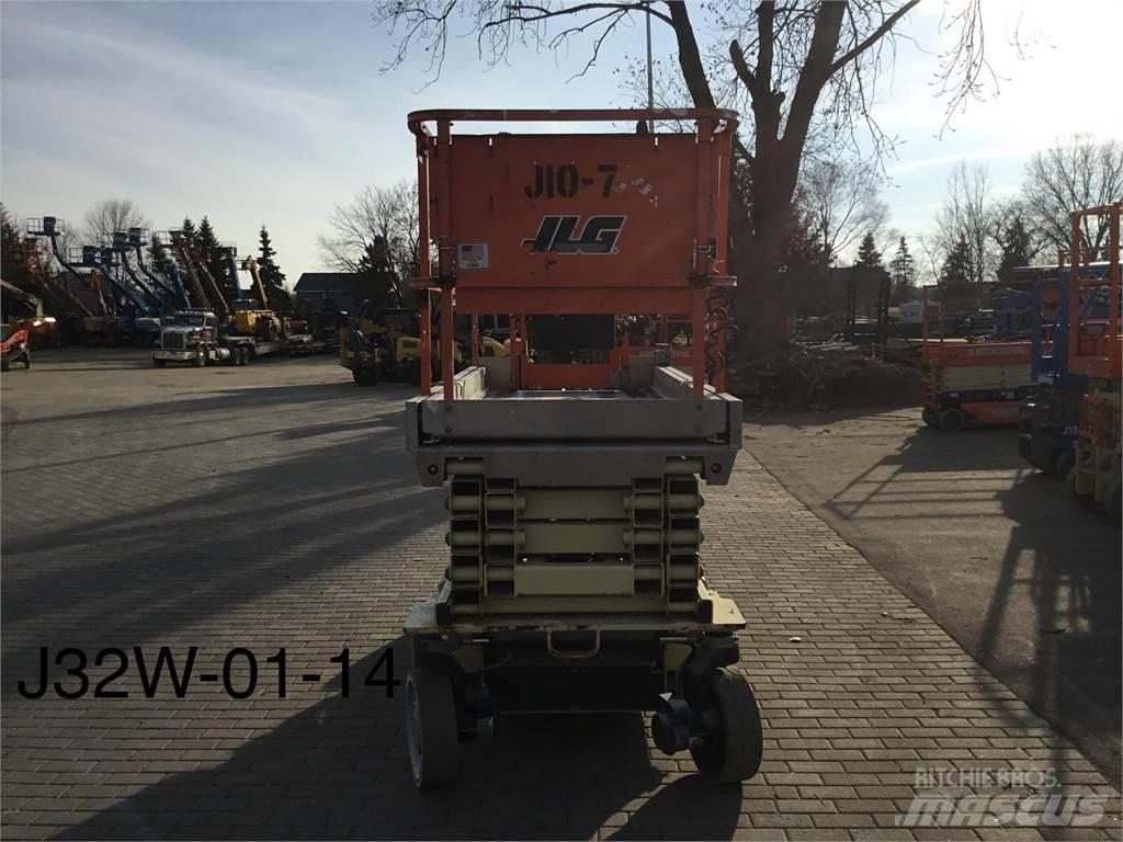 JLG 3246ES Ollós emelők