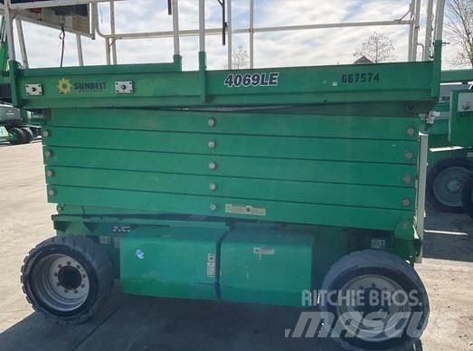 JLG 4069LE Ollós emelők