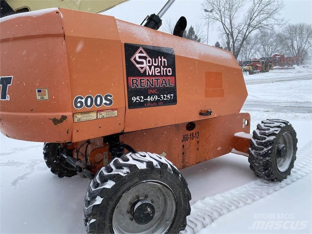 JLG 600S Teleszkópos emelők