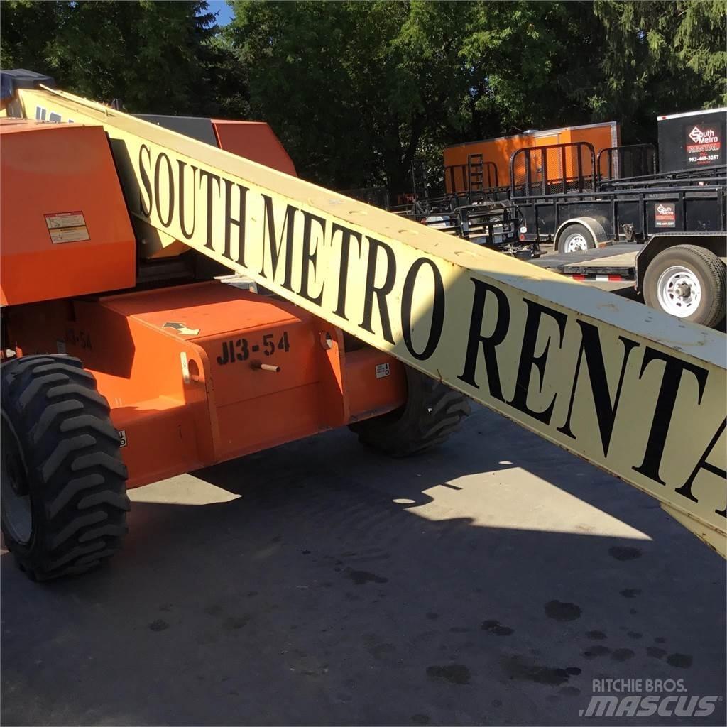 JLG 600S Teleszkópos emelők