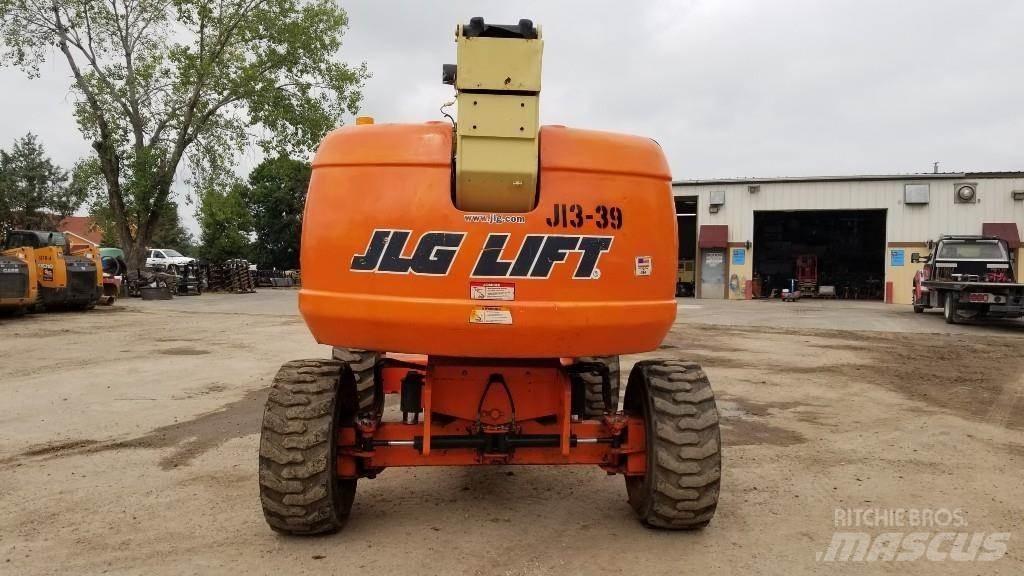 JLG 600S Teleszkópos emelők