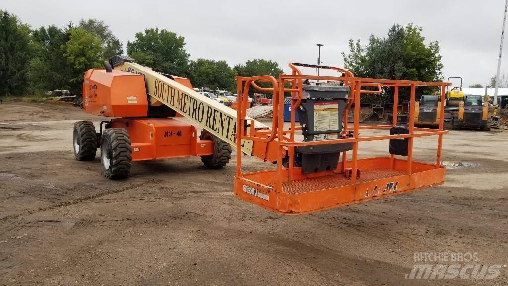 JLG 600S Teleszkópos emelők