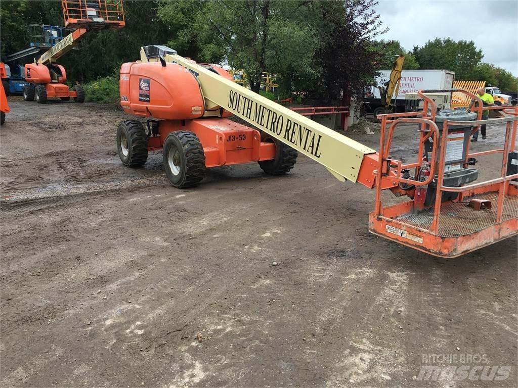 JLG 600S Teleszkópos emelők