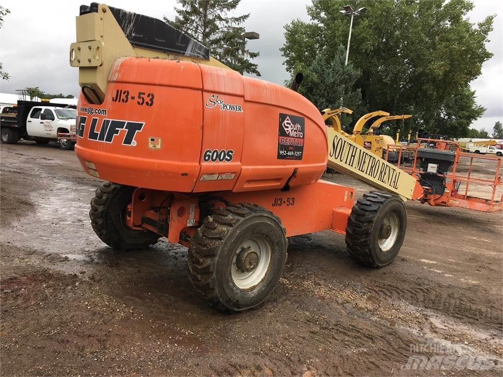 JLG 600S Teleszkópos emelők