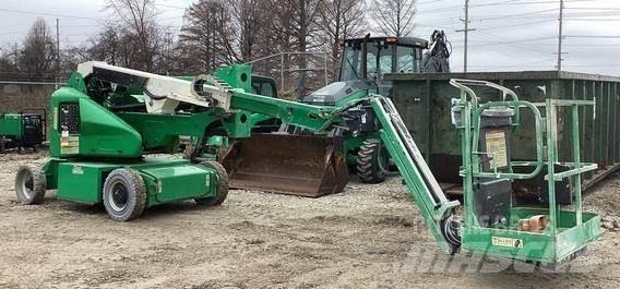 JLG E400AJPN Karos emelők