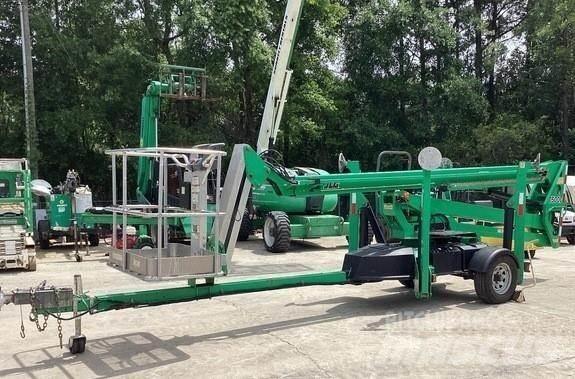 JLG T500J Pótkocsira szerelt emelők és állványok