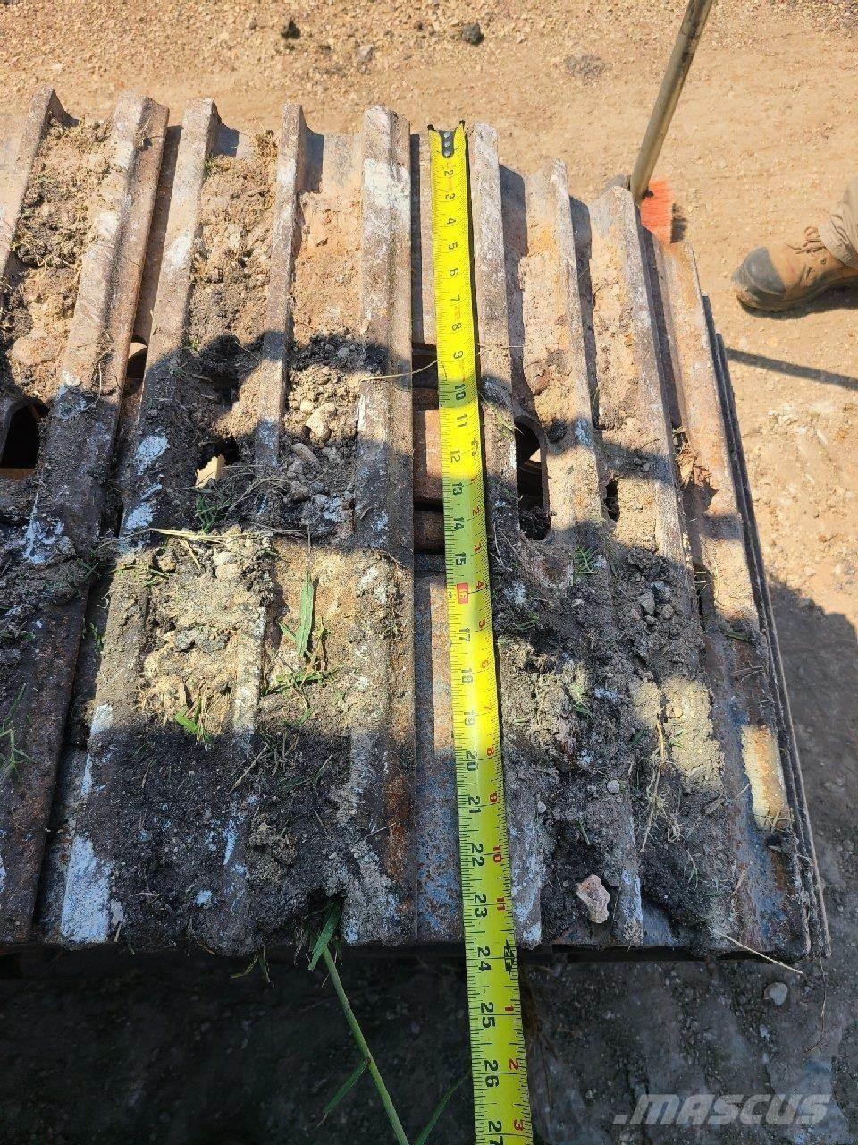 John Deere 250G LC Lánctalpas kotrók