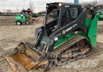John Deere 317G Kompaktrakodók