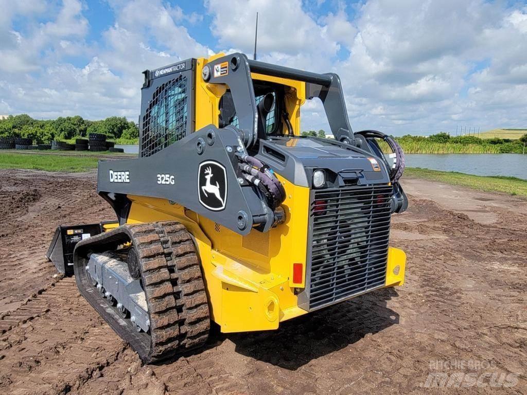 John Deere 325G Kompaktrakodók