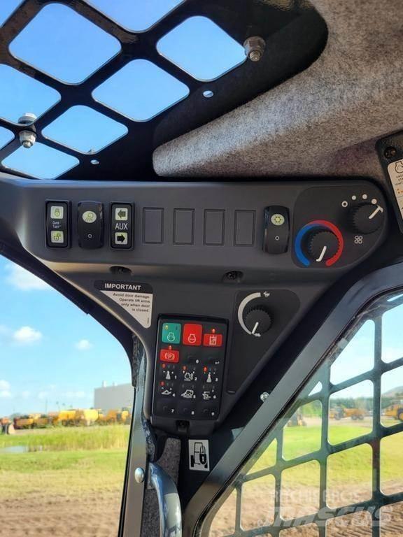 John Deere 325G Kompaktrakodók