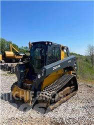 John Deere 333G Kompaktrakodók