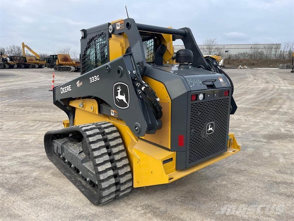 John Deere 333G Erdészeti bozótirtó