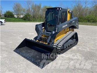 John Deere 333G Kompaktrakodók