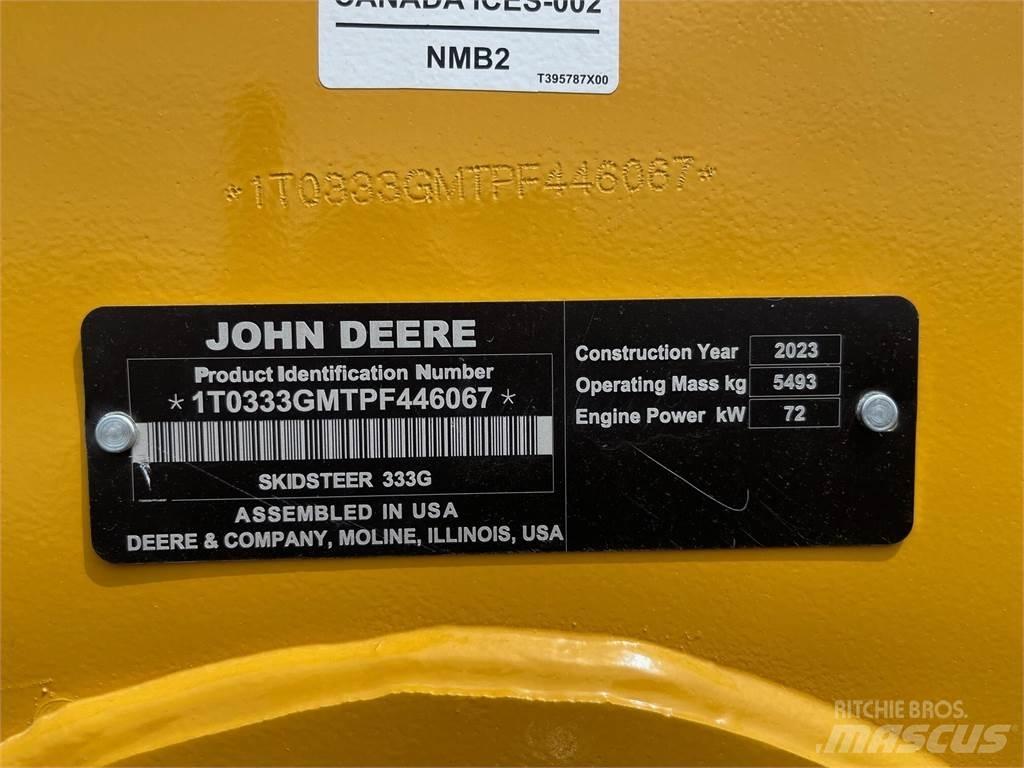 John Deere 333G Kompaktrakodók