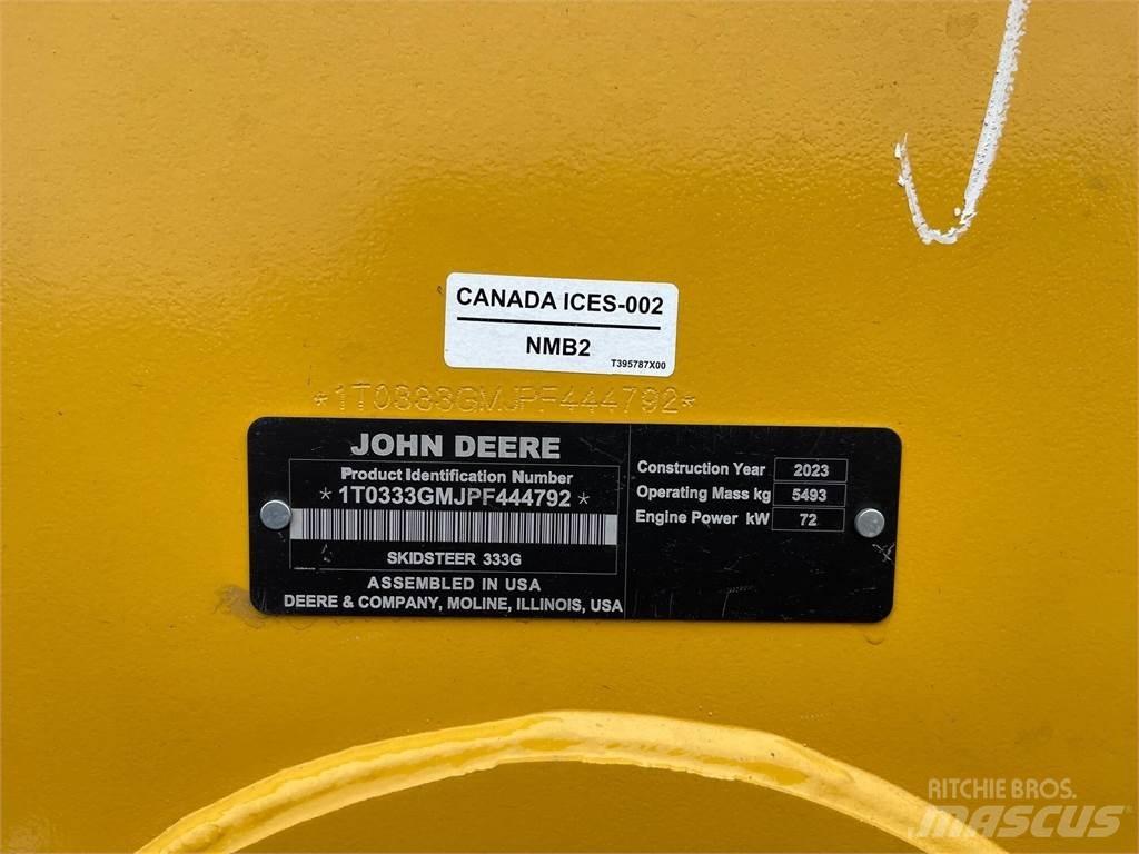 John Deere 333G Kompaktrakodók