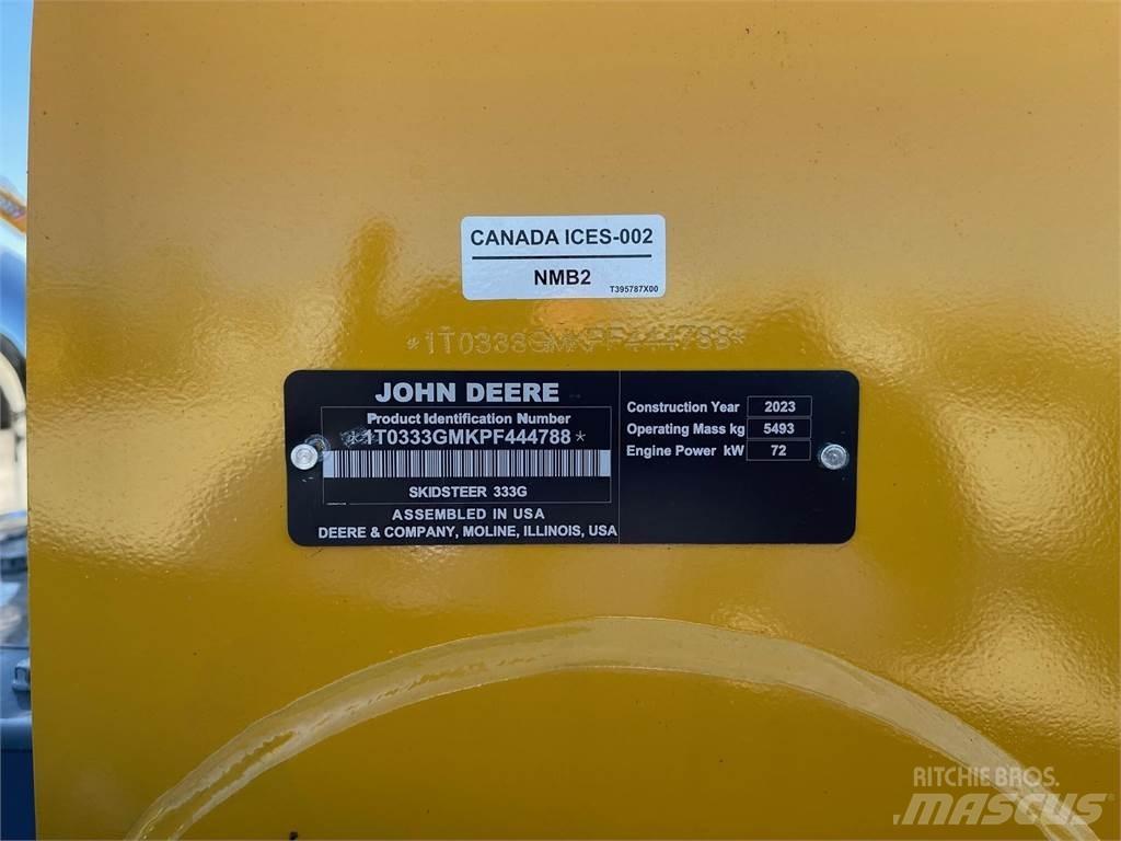 John Deere 333G Kompaktrakodók