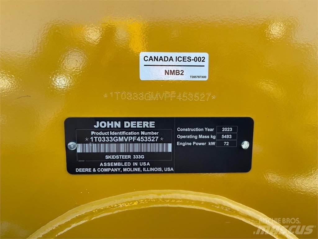 John Deere 333G Kompaktrakodók