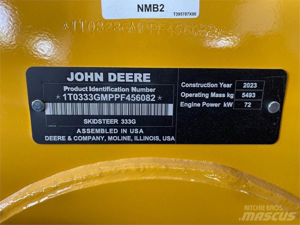 John Deere 333G Kompaktrakodók
