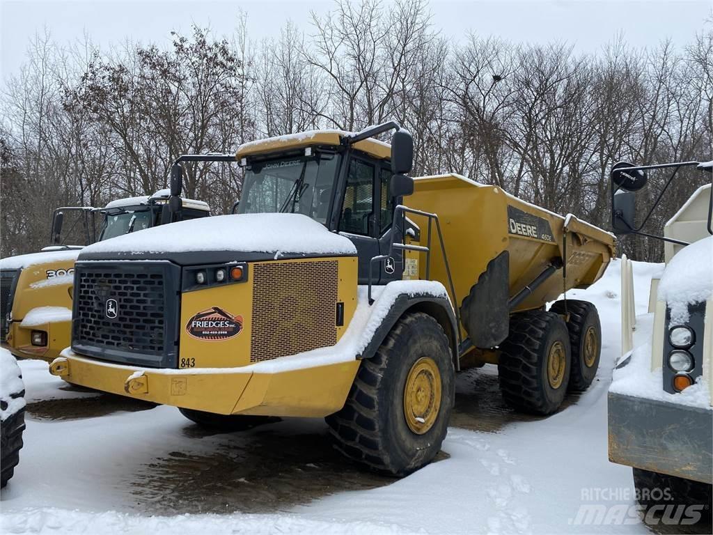 John Deere 460E Csuklósdömperek