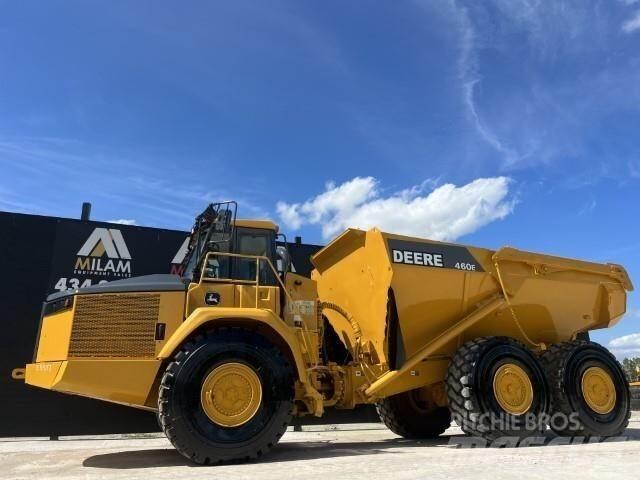 John Deere 460E Csuklósdömperek