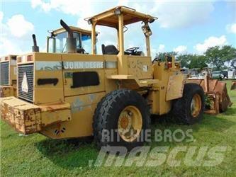 John Deere 544G Gumikerekes homlokrakodók