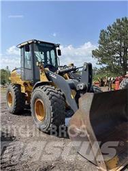 John Deere 544K Gumikerekes homlokrakodók