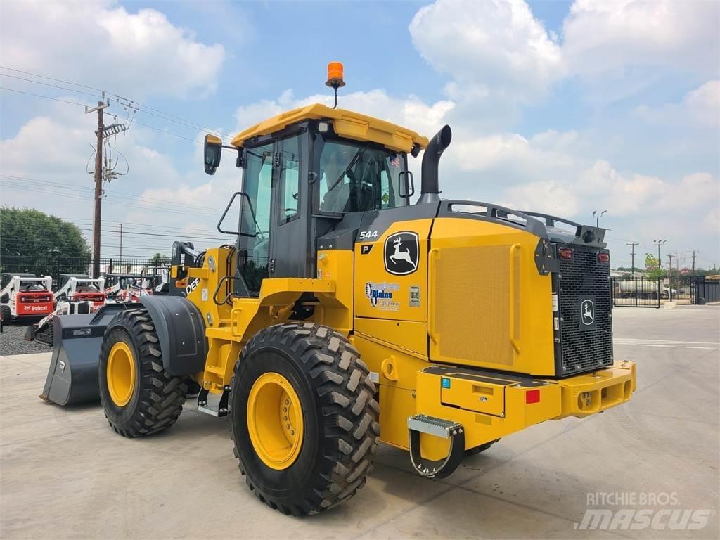 John Deere 544P Gumikerekes homlokrakodók