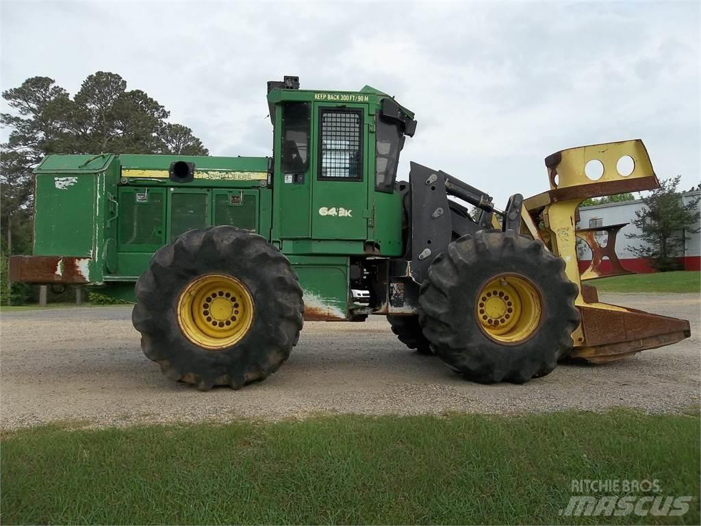 John Deere 643K Döntő-rakásolók