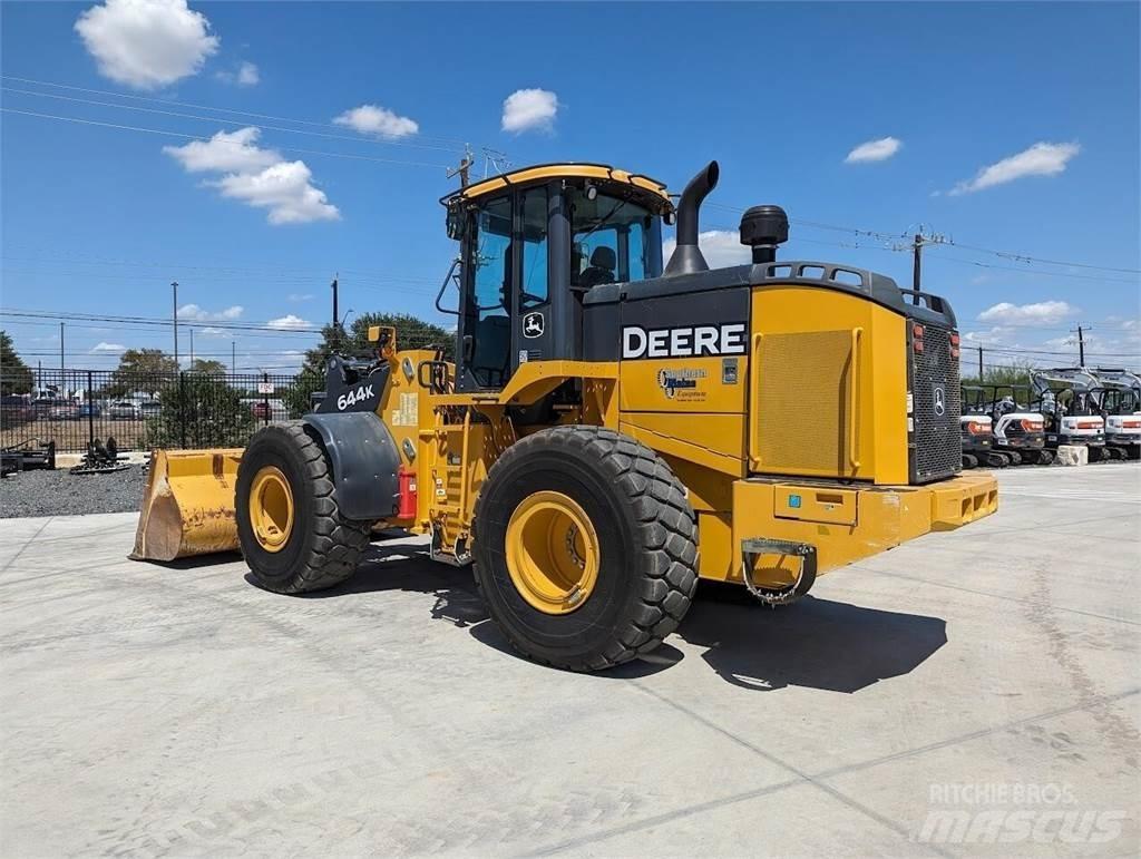 John Deere 644K Gumikerekes homlokrakodók