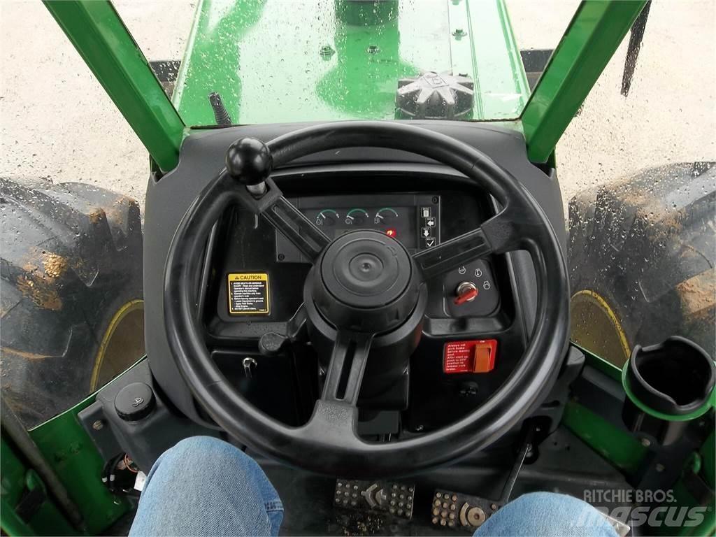 John Deere 648H Vonszolók