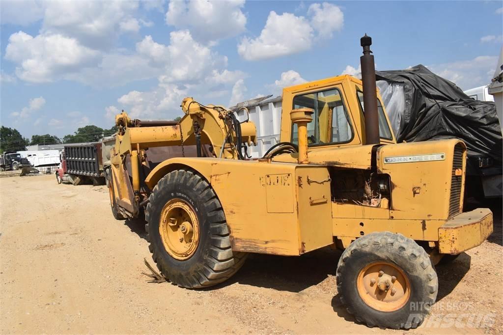 John Deere 760A Földnyesők (szkréperek)