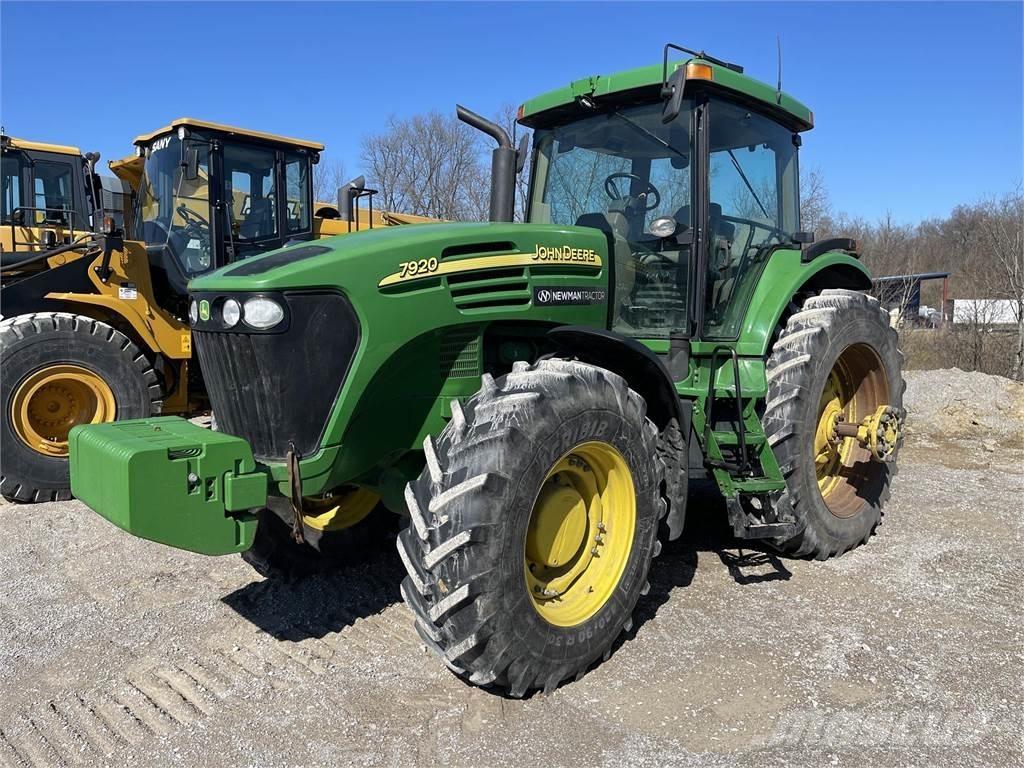 John Deere 7920 Traktorok
